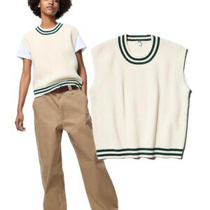 (NWOT) UNIQLO Striped Crew-Neck Sleeveless Sweater Vest (Off White/Green)
